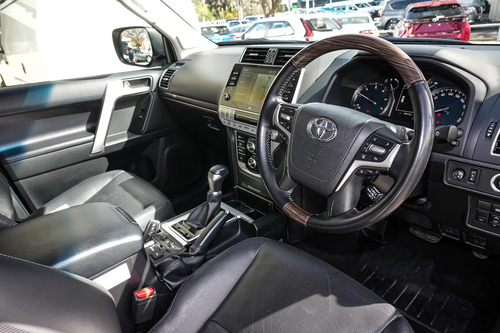 2021 Toyota Landcruiser Prado Gallery Image 6