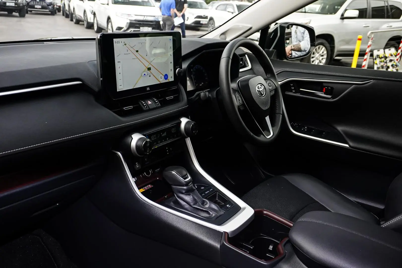 2023 Toyota RAV4 Gallery Image 11