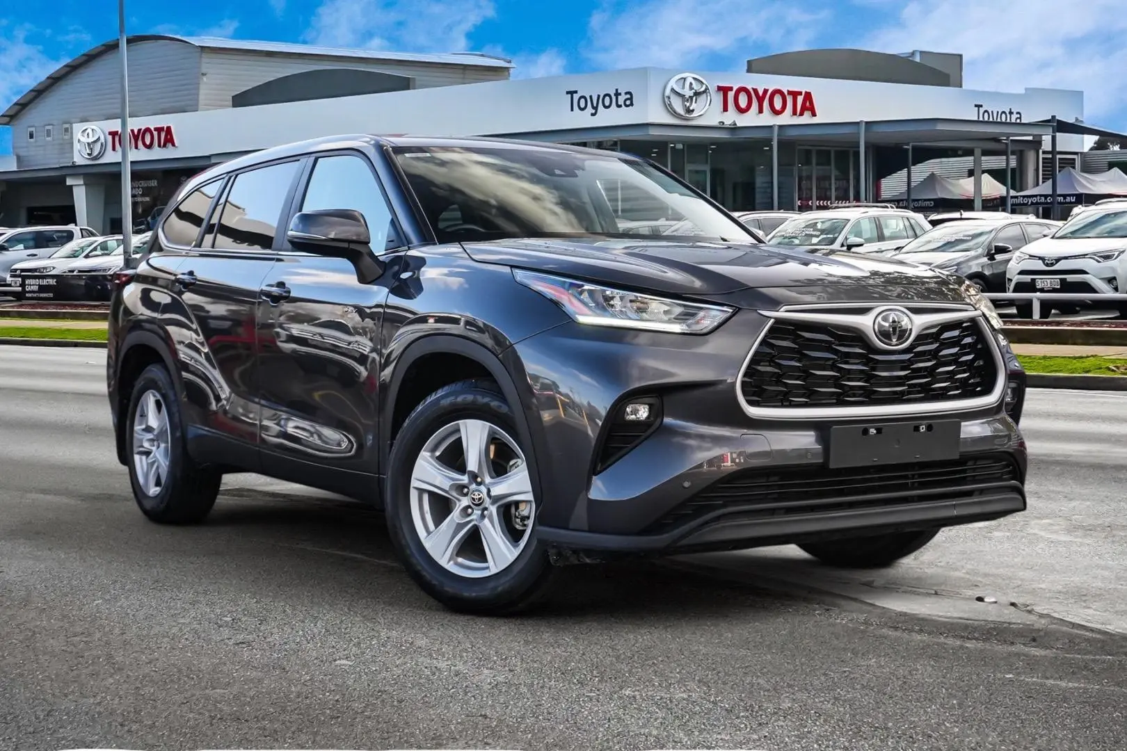 2024 Toyota Kluger Image