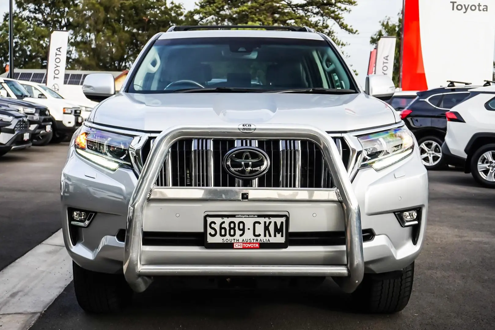 2021 Toyota Landcruiser Prado Gallery Image 4