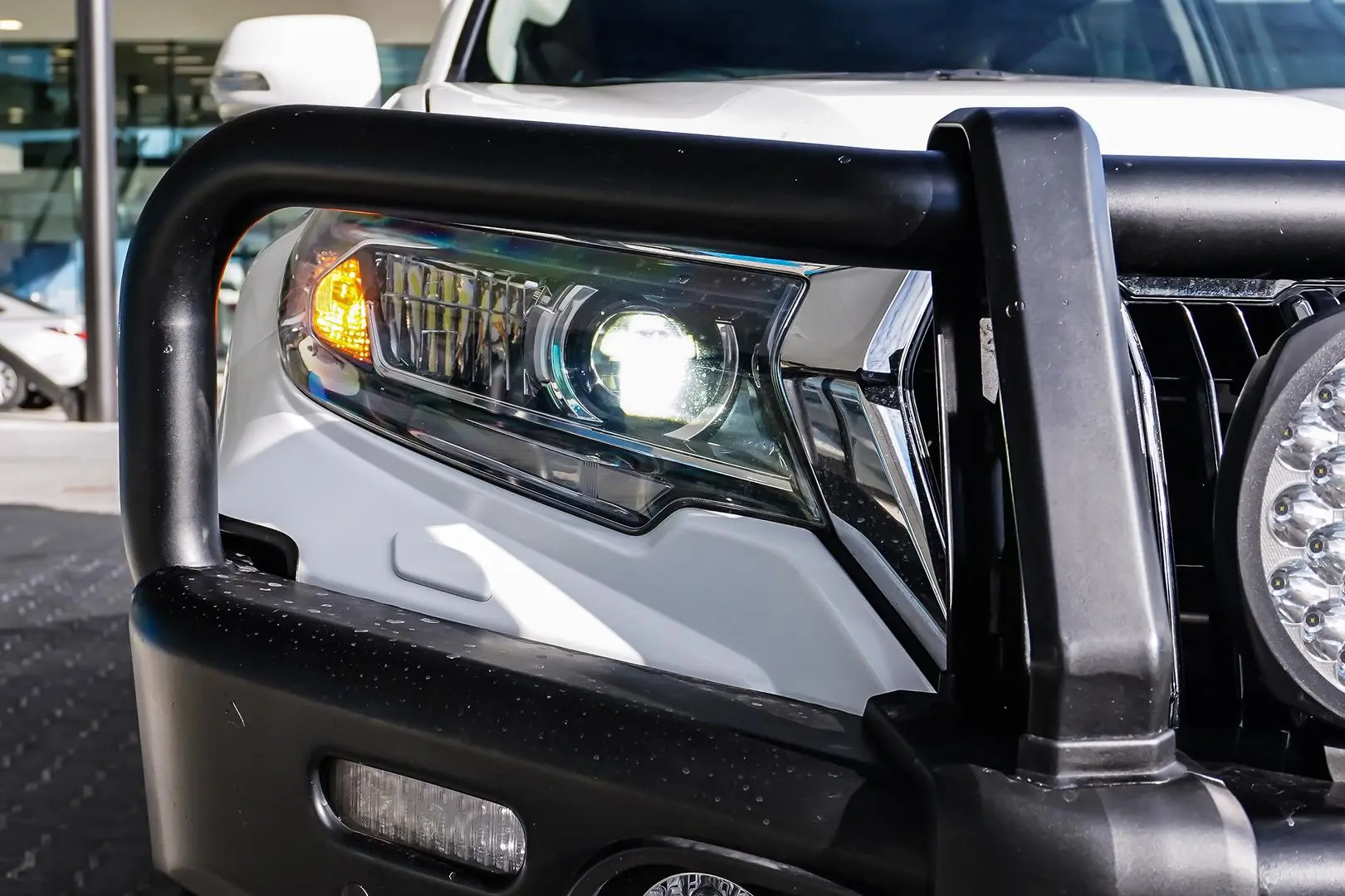 2020 Toyota Landcruiser Prado Gallery Image 12
