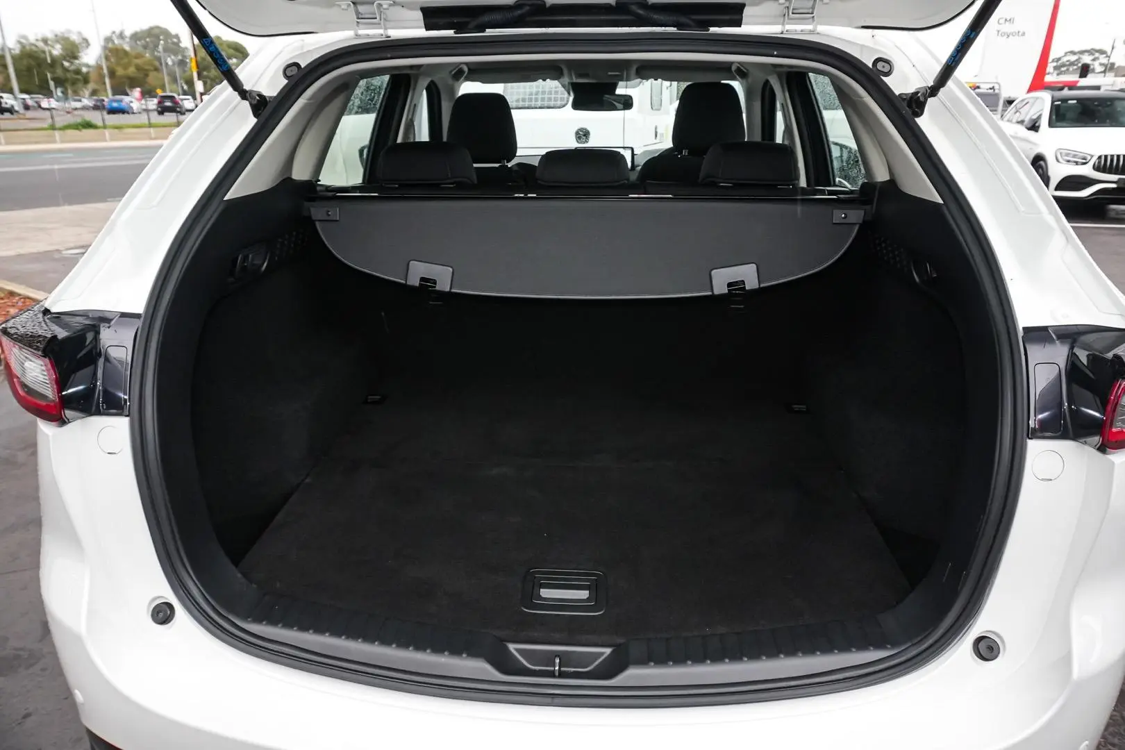 2024 Mazda CX-5 Gallery Image 11