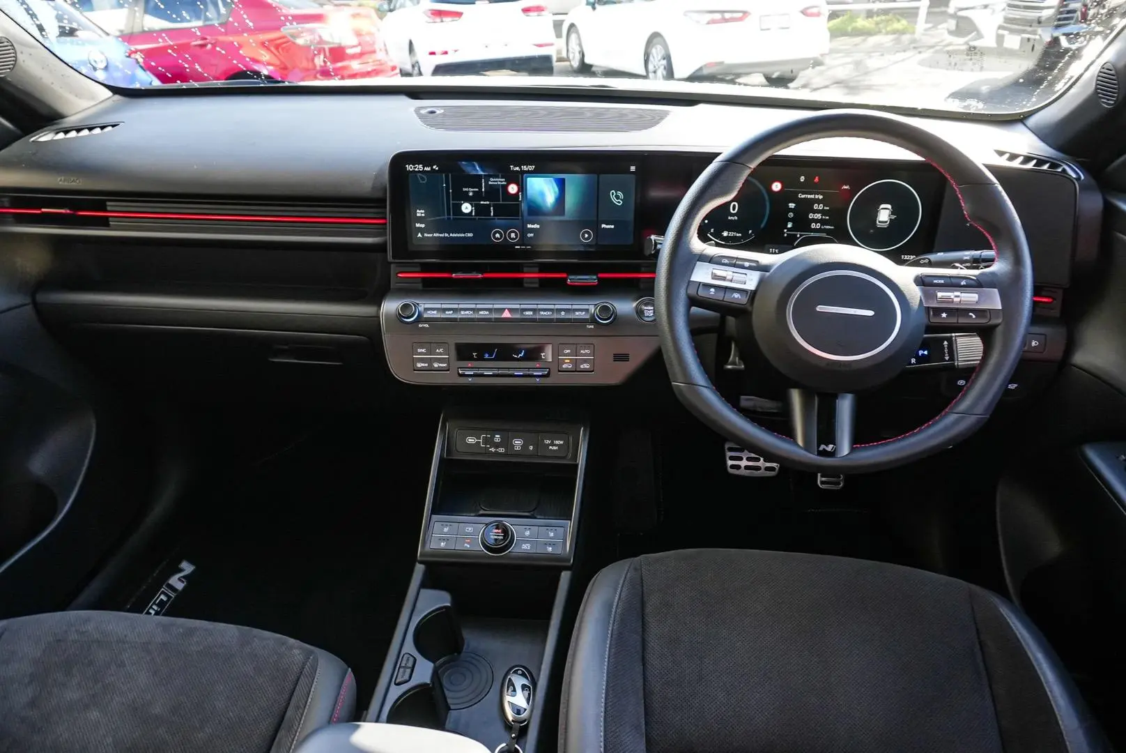 2023 Hyundai Kona Gallery Image 9