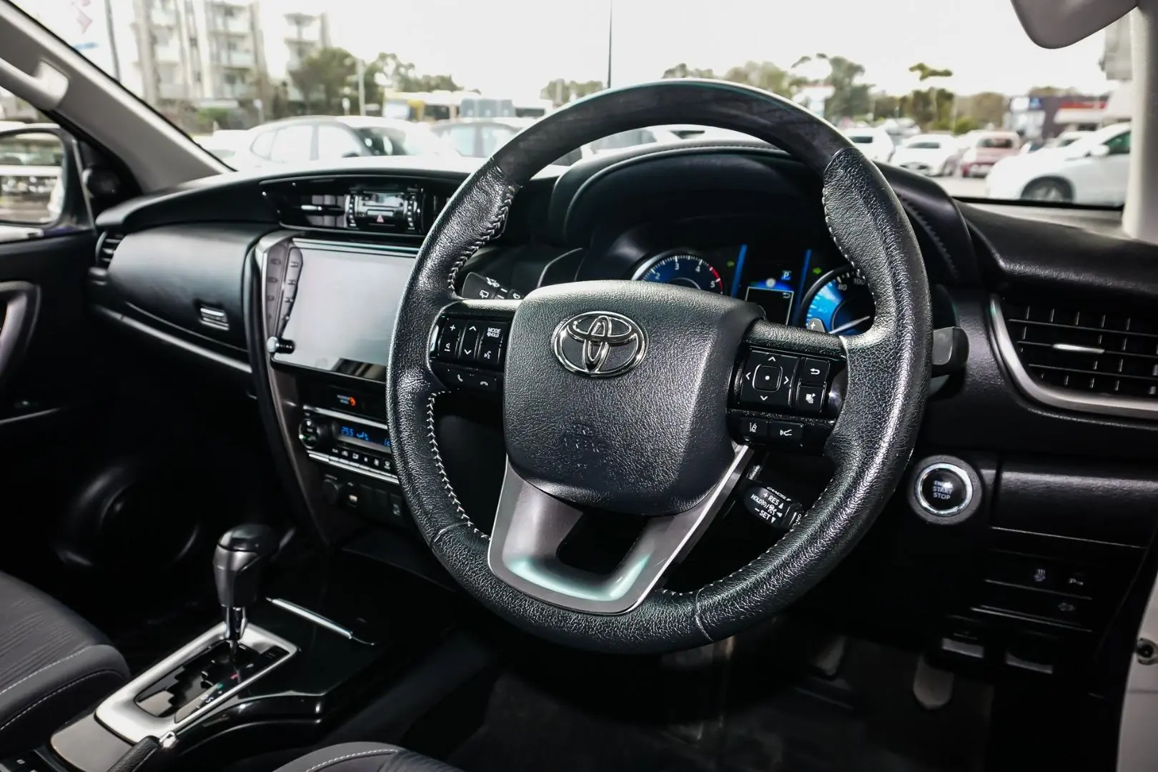 2022 Toyota Fortuner Gallery Image 7