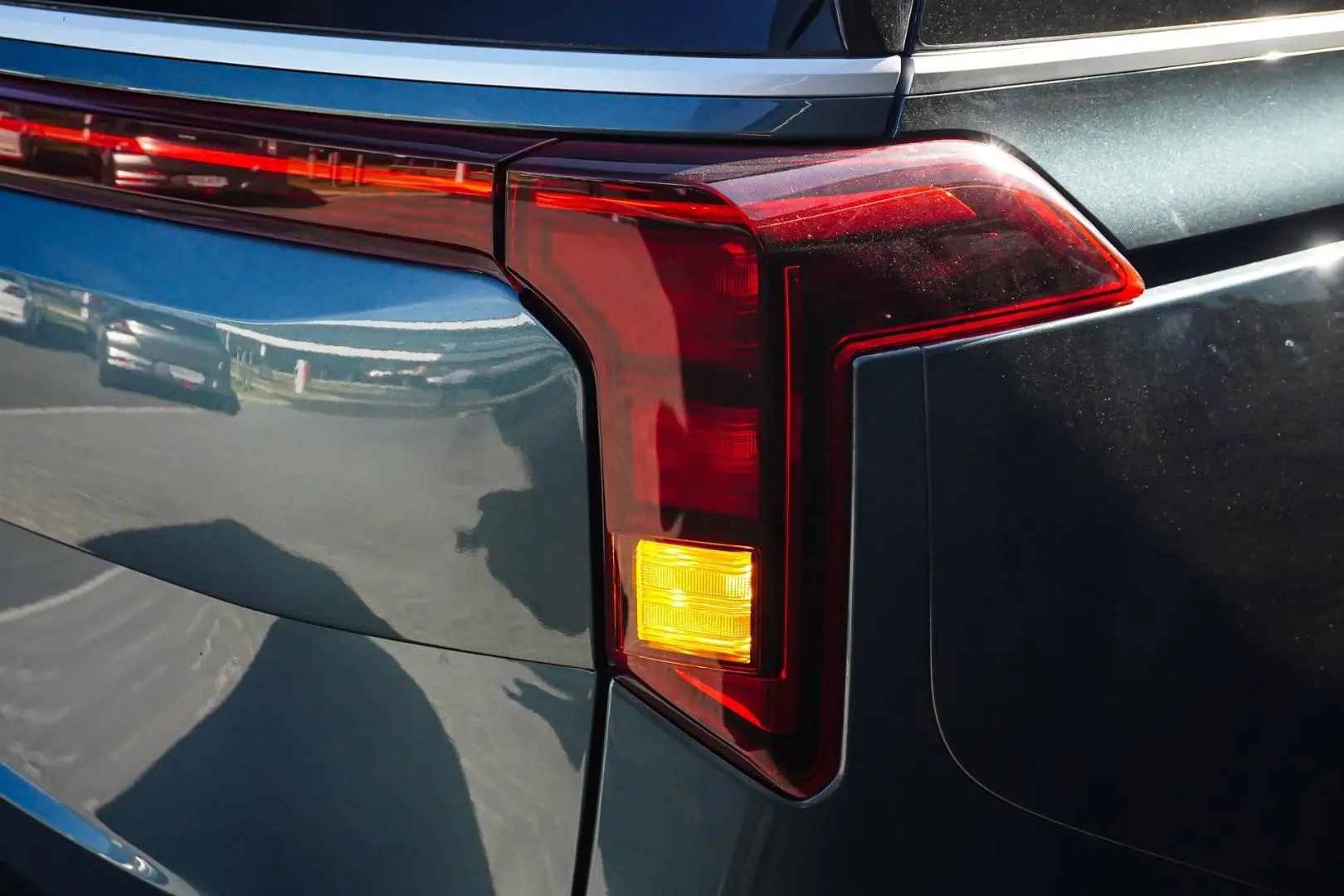 2024 Kia Carnival Gallery Image 13