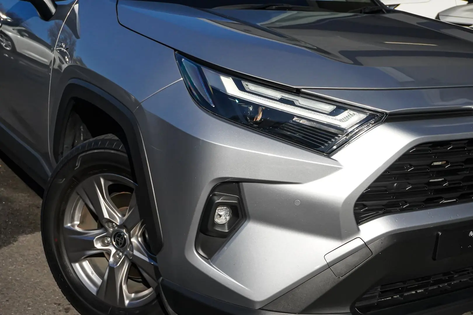 2025 Toyota RAV4 Gallery Image 11