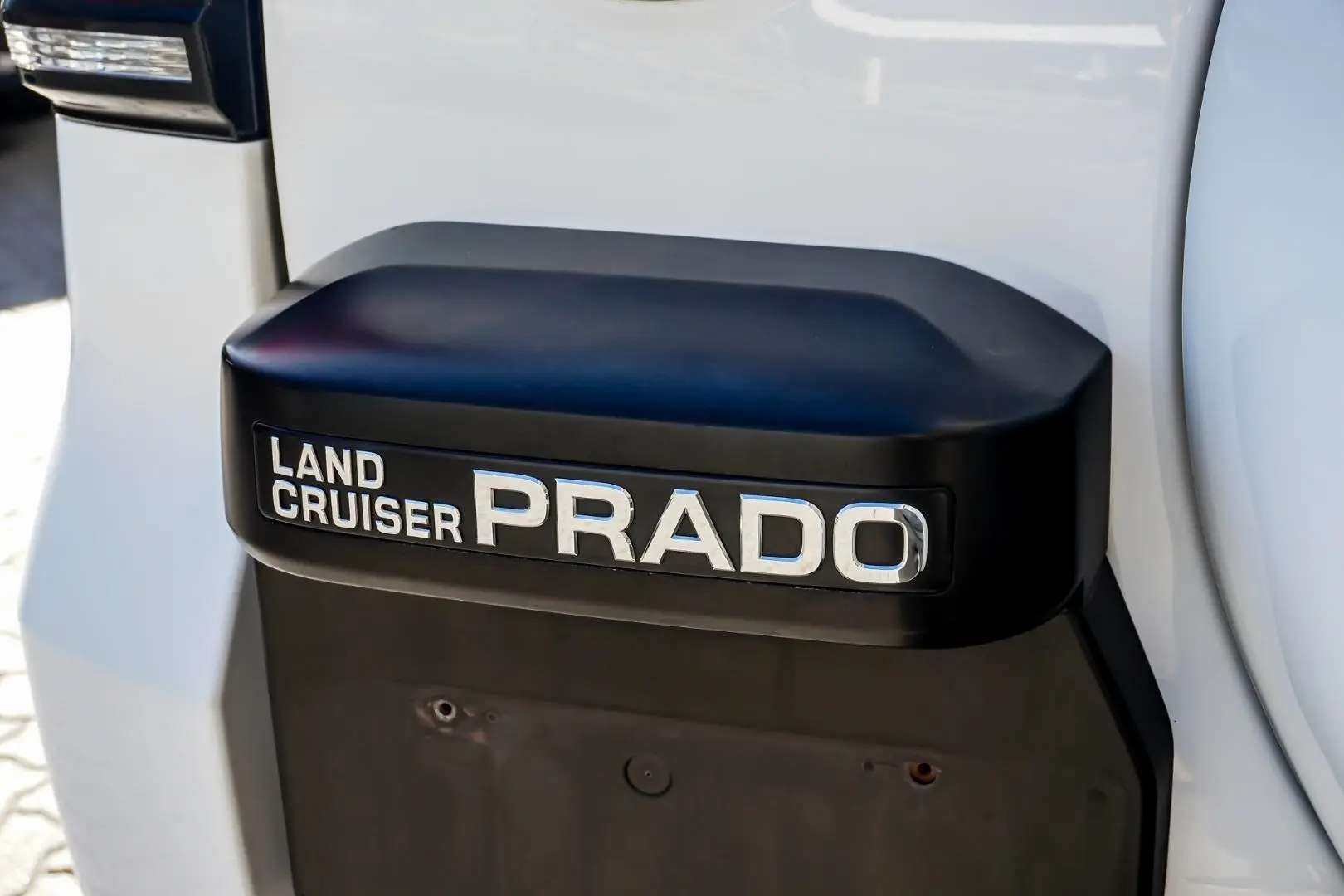 2021 Toyota Landcruiser Prado Gallery Image 14