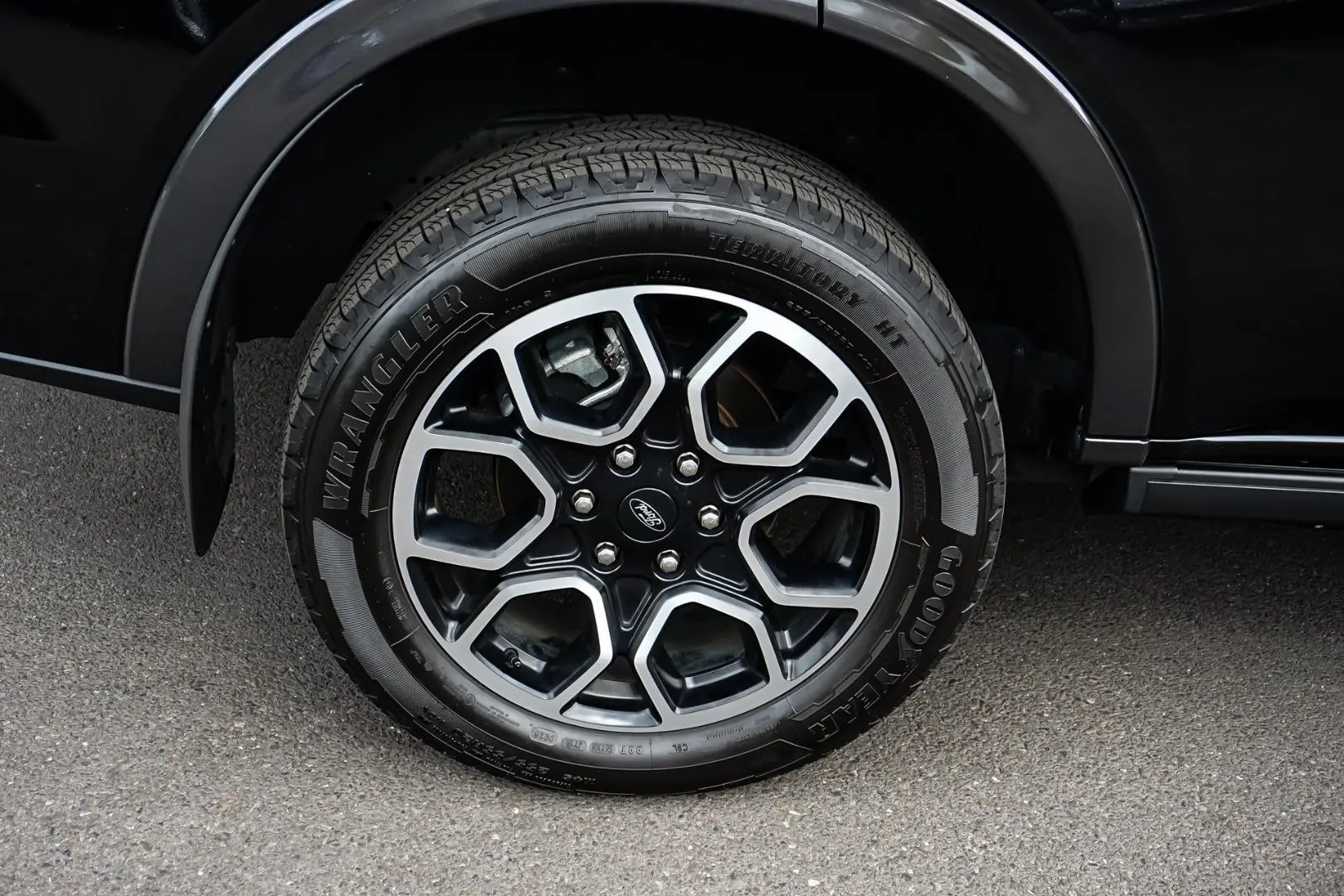 2023 Ford Everest Gallery Image 20