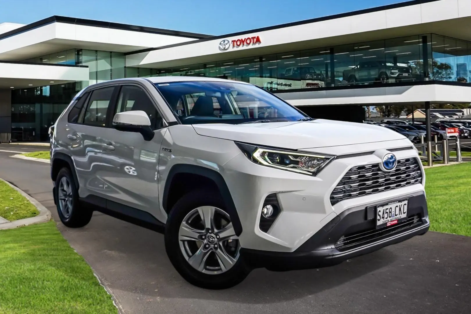 2021 Toyota RAV4 Gallery Image 1