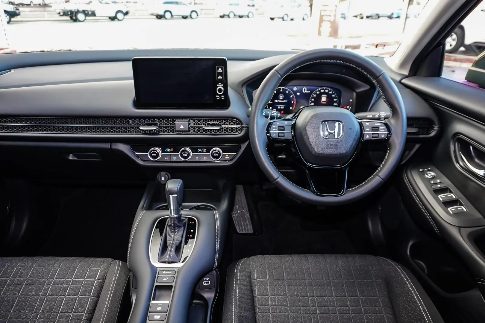 2025 Honda ZR-V Gallery Image 8