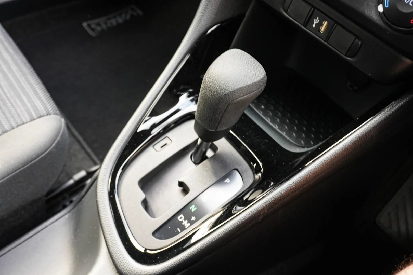 2023 Toyota Yaris Gallery Image 18
