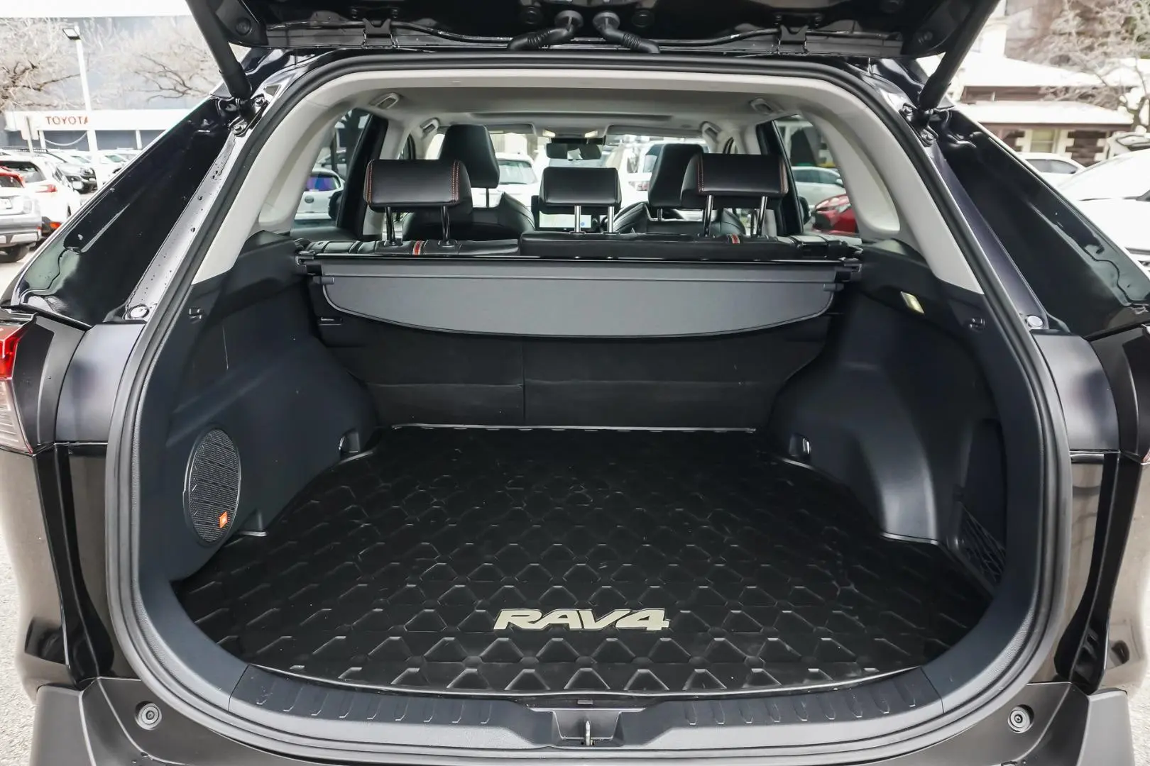 2023 Toyota RAV4 Gallery Image 9