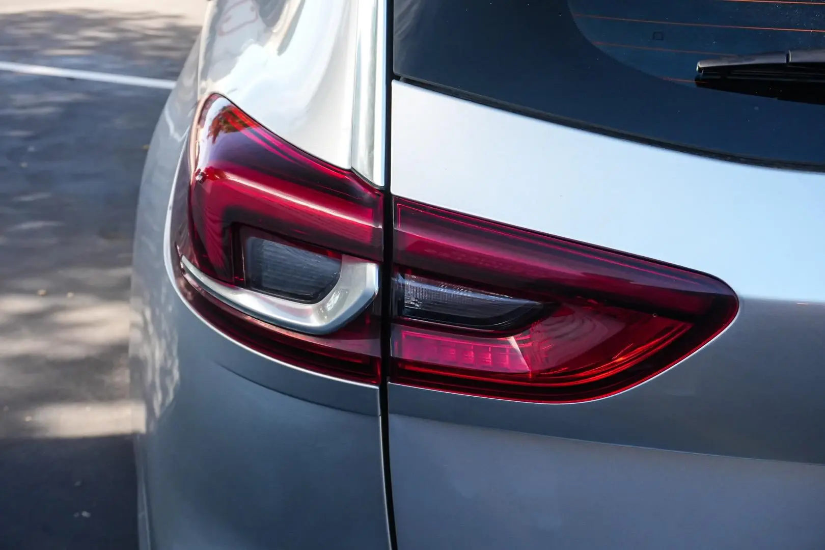 2018 Holden Commodore Gallery Image 7