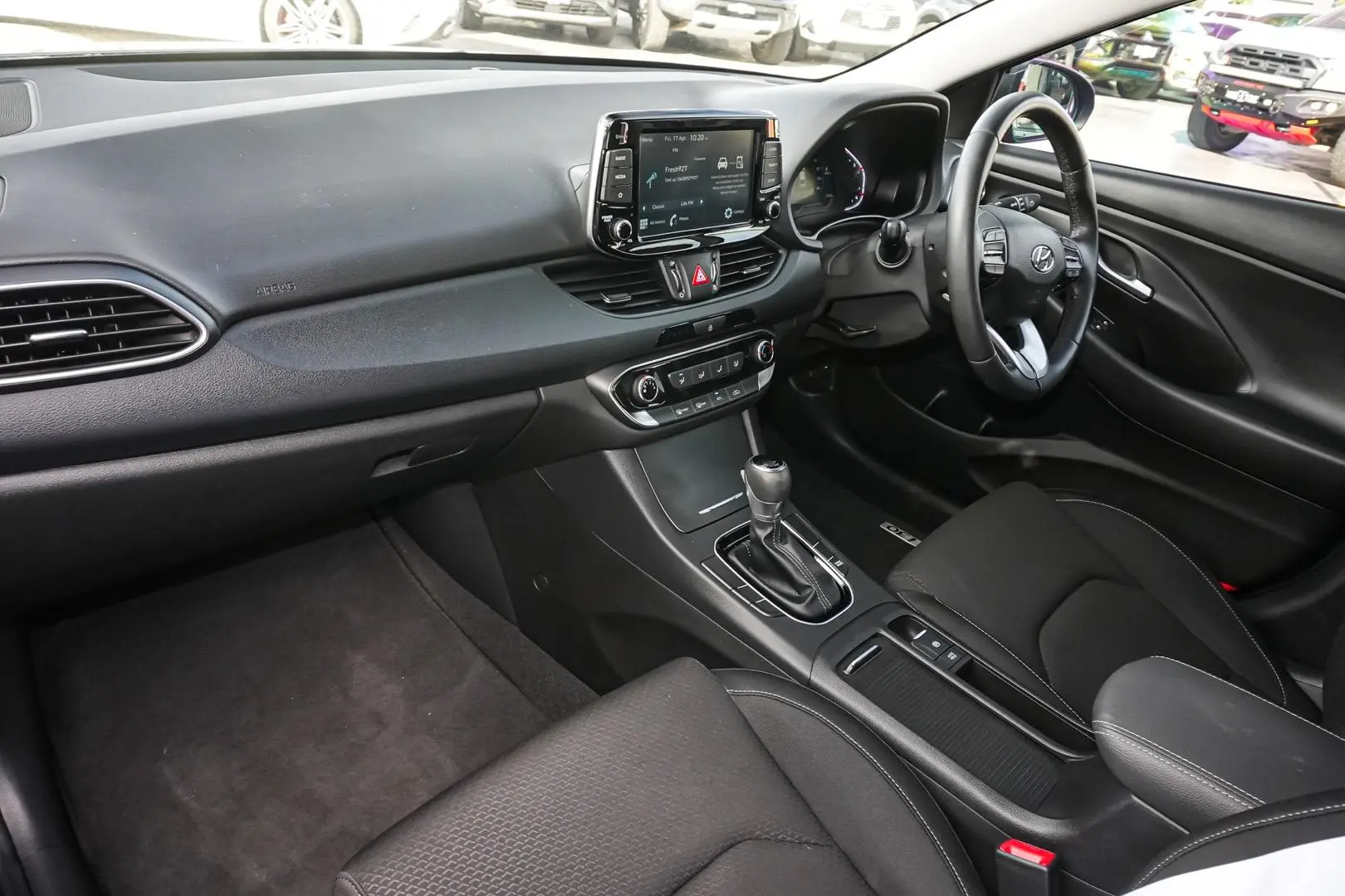 2021 Hyundai i30 Gallery Image 11