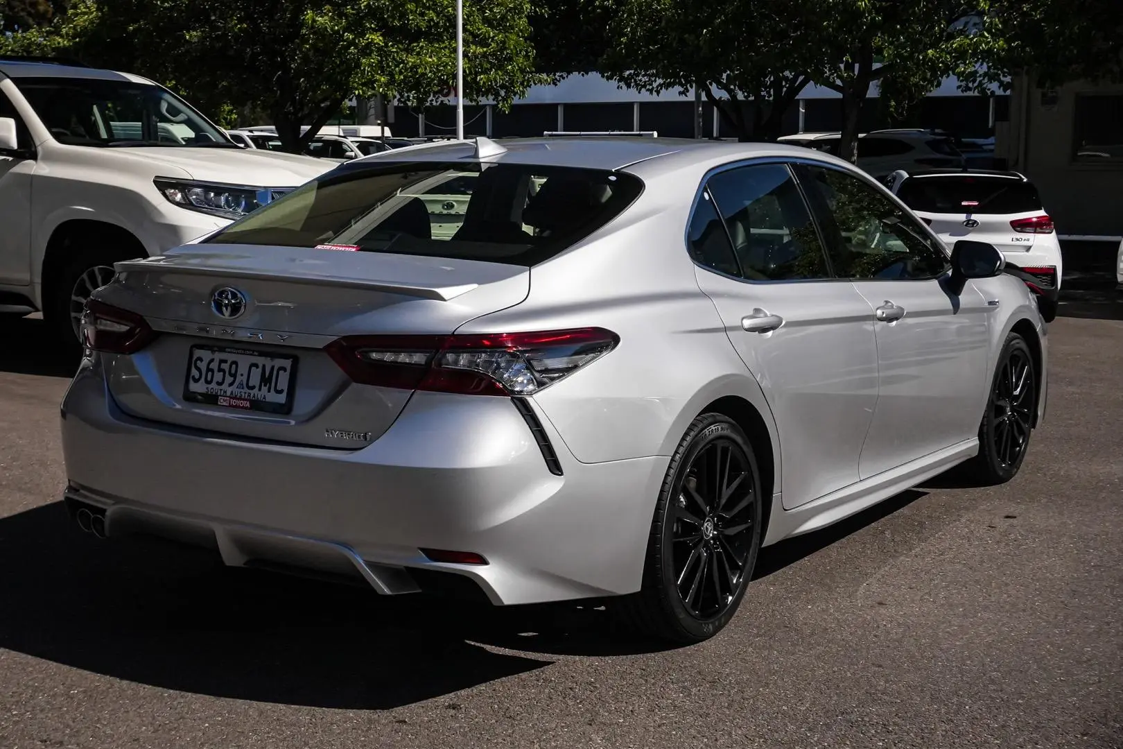 2021 Toyota Camry Gallery Image 3