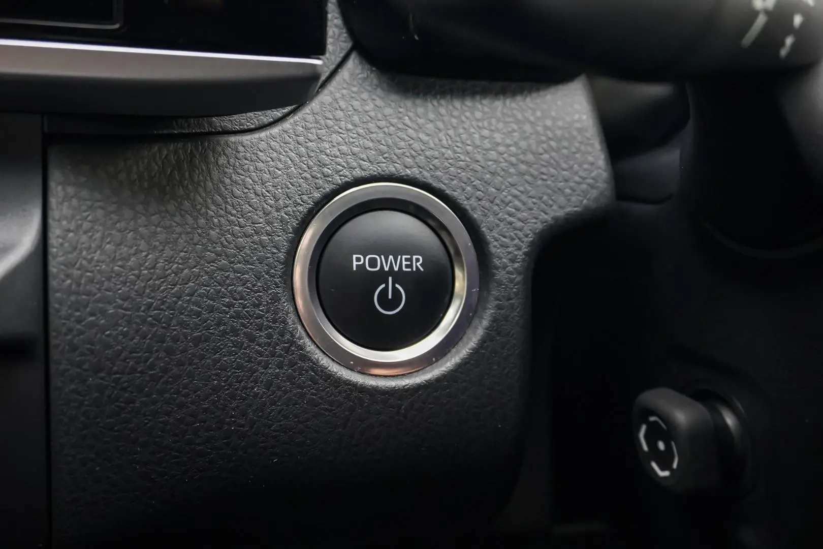 2025 Toyota Camry Gallery Image 25