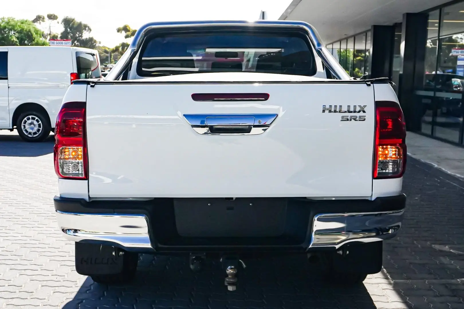 2019 Toyota Hilux Gallery Image 6