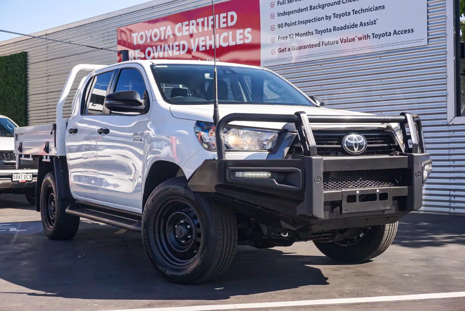 2021 Toyota Hilux Gallery Image 1