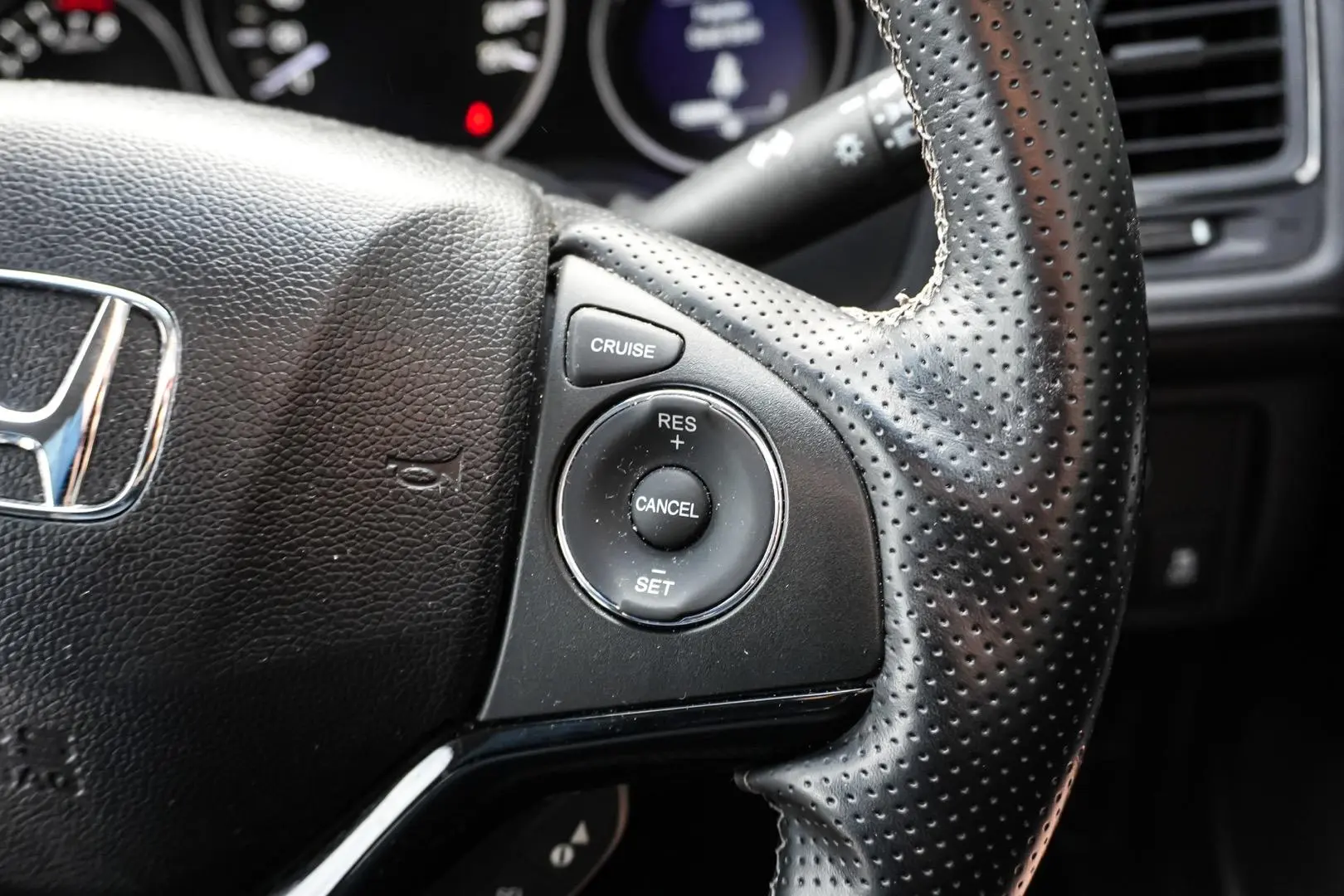 2017 Honda HR-V Gallery Image 20