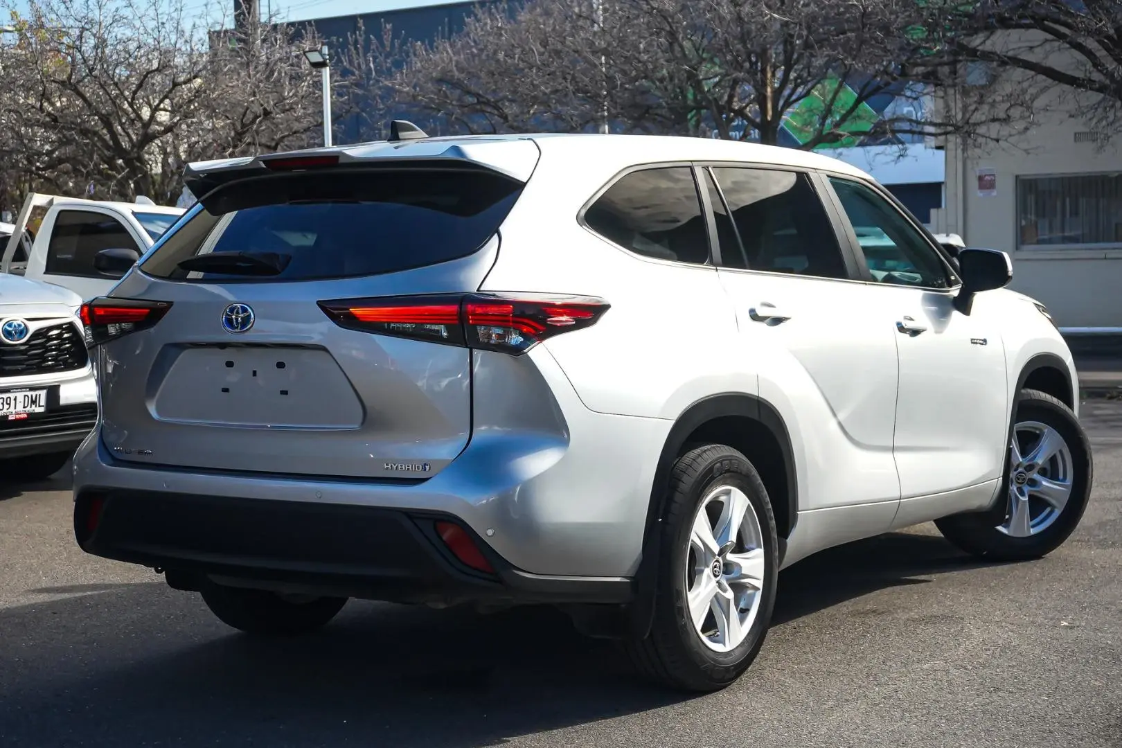 2024 Toyota Kluger Gallery Image 3