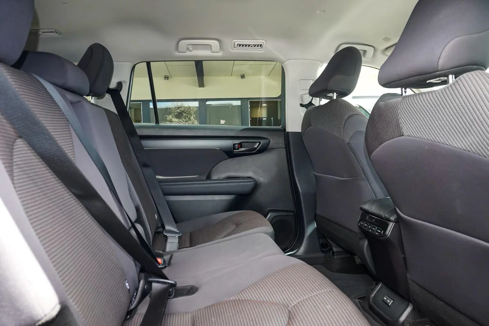 2025 Toyota Kluger Gallery Image 7