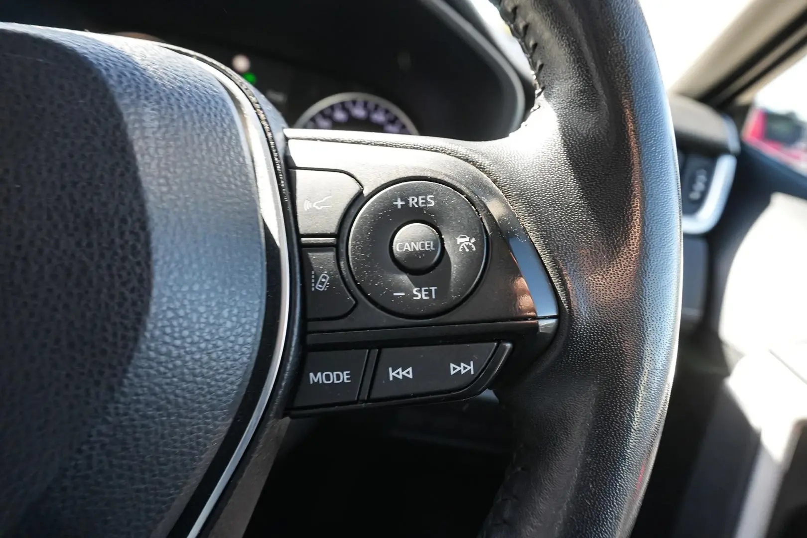 2022 Toyota RAV4 Gallery Image 21