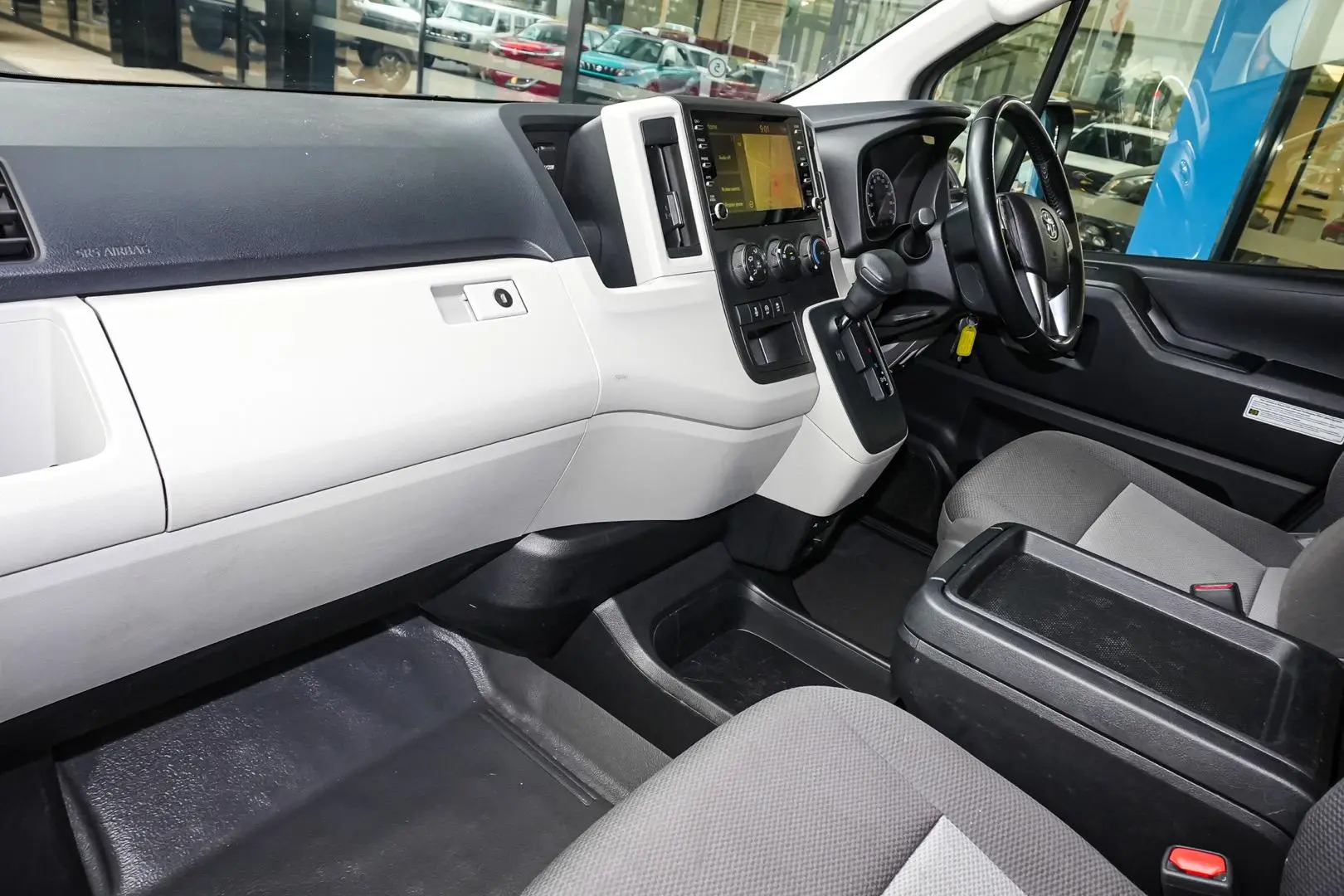 2021 Toyota Hiace Gallery Image 10