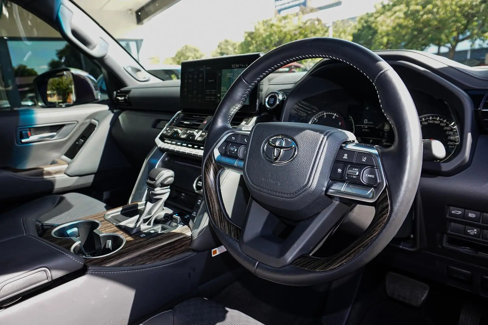 2024 Toyota Landcruiser Gallery Image 13