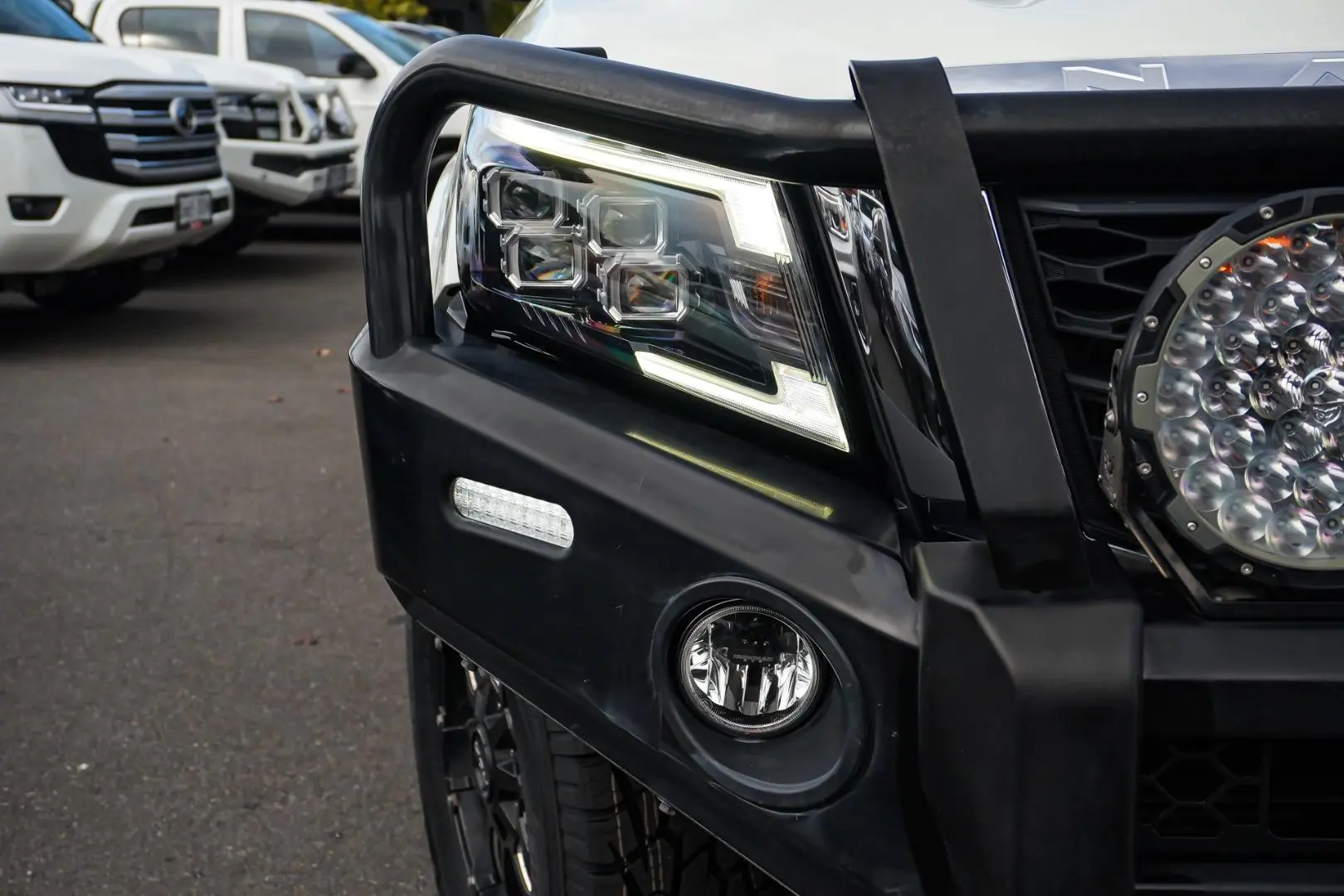 2023 Nissan Navara Gallery Image 15
