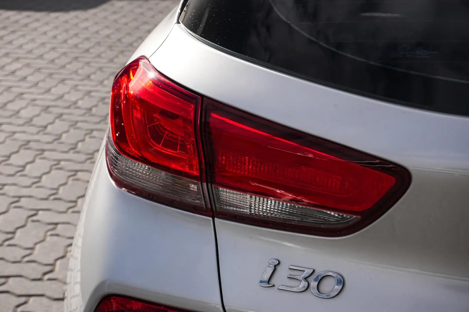 2017 Hyundai i30 Gallery Image 14