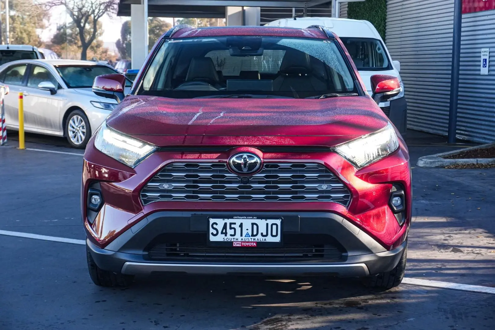 2025 Toyota RAV4 Gallery Image 5