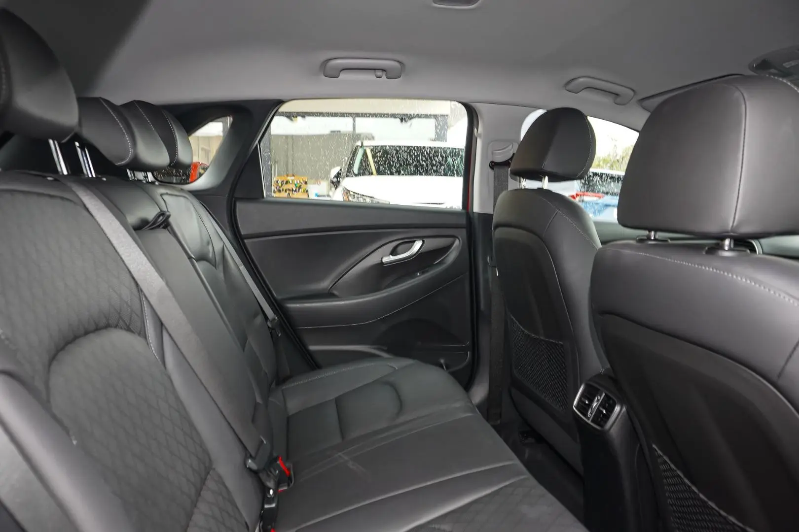 2021 Hyundai i30 Gallery Image 7
