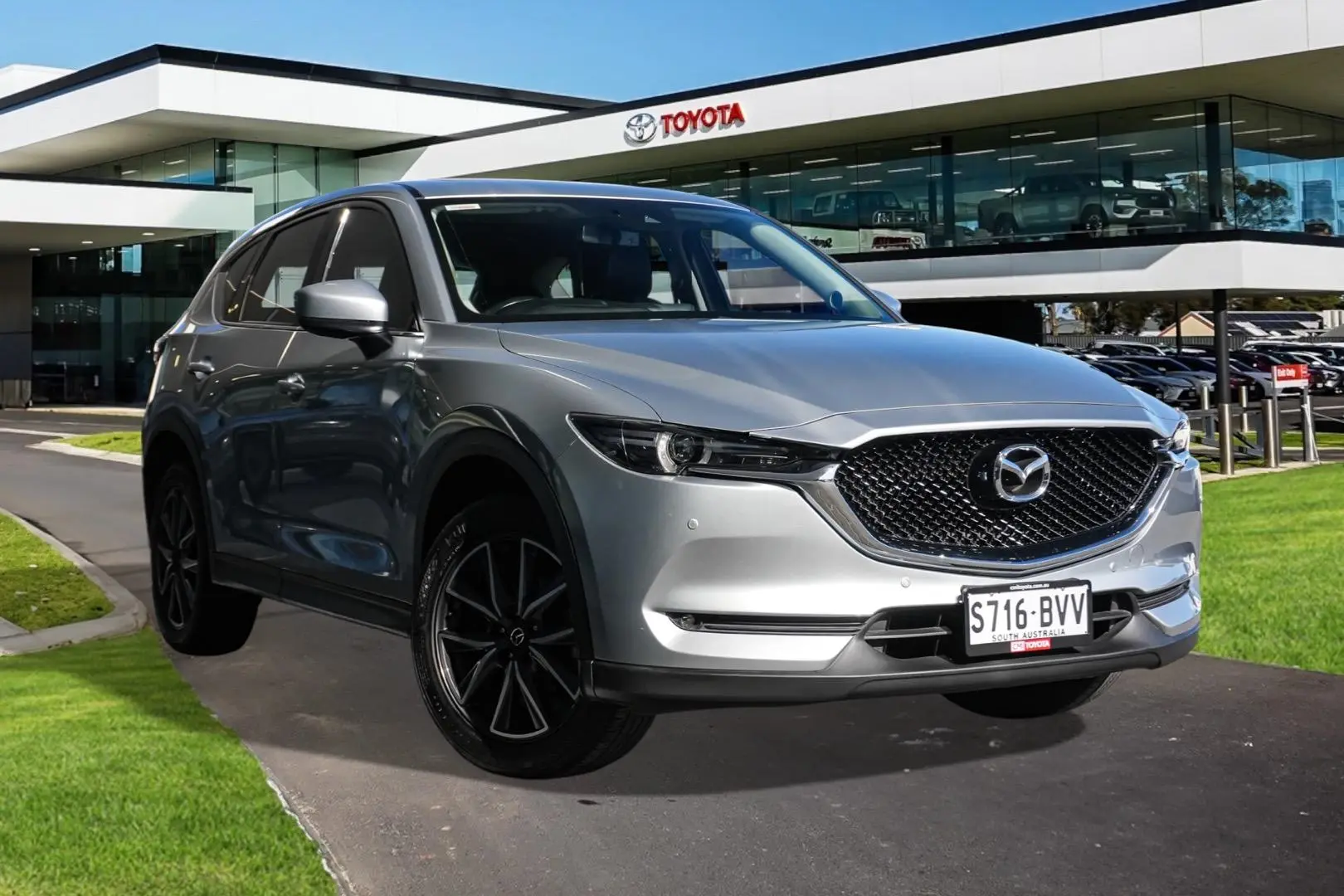 2018 Mazda CX-5 Image