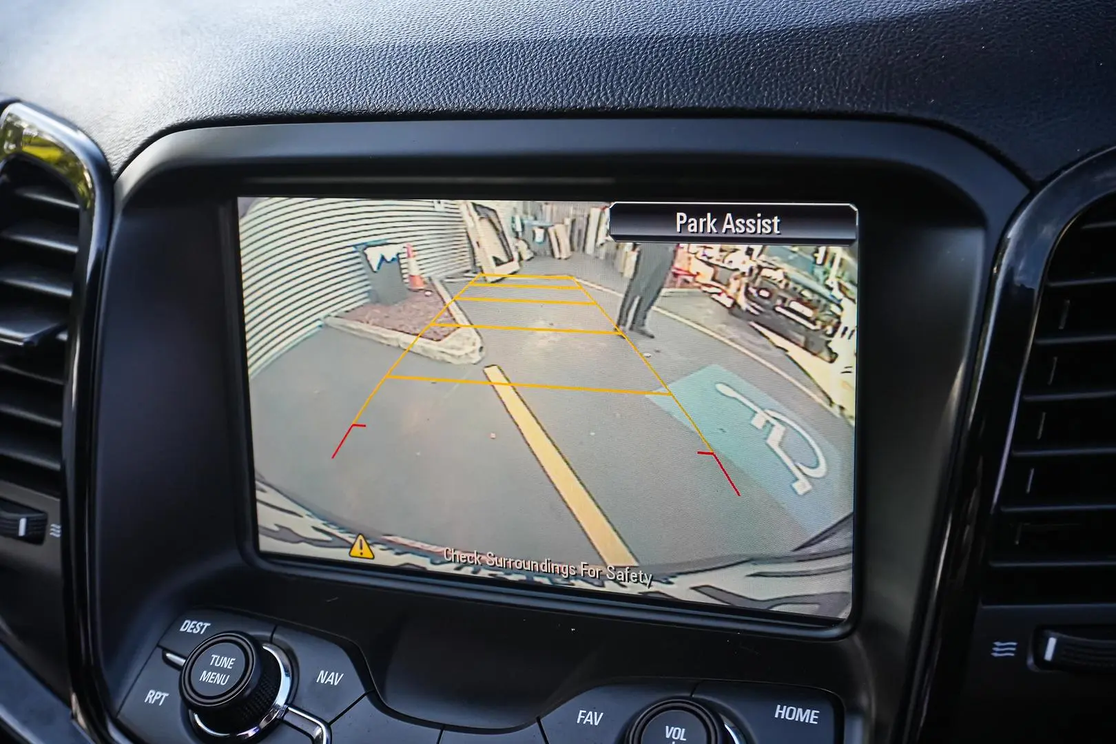 2017 Holden Ute Gallery Image 21