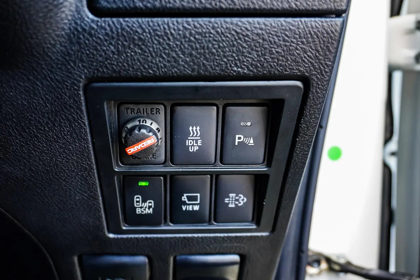 2022 Toyota Hilux Gallery Image 27