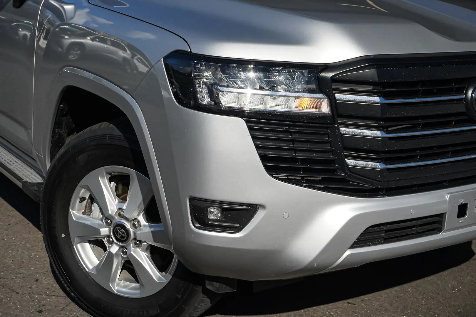 2024 Toyota Landcruiser Gallery Image 12