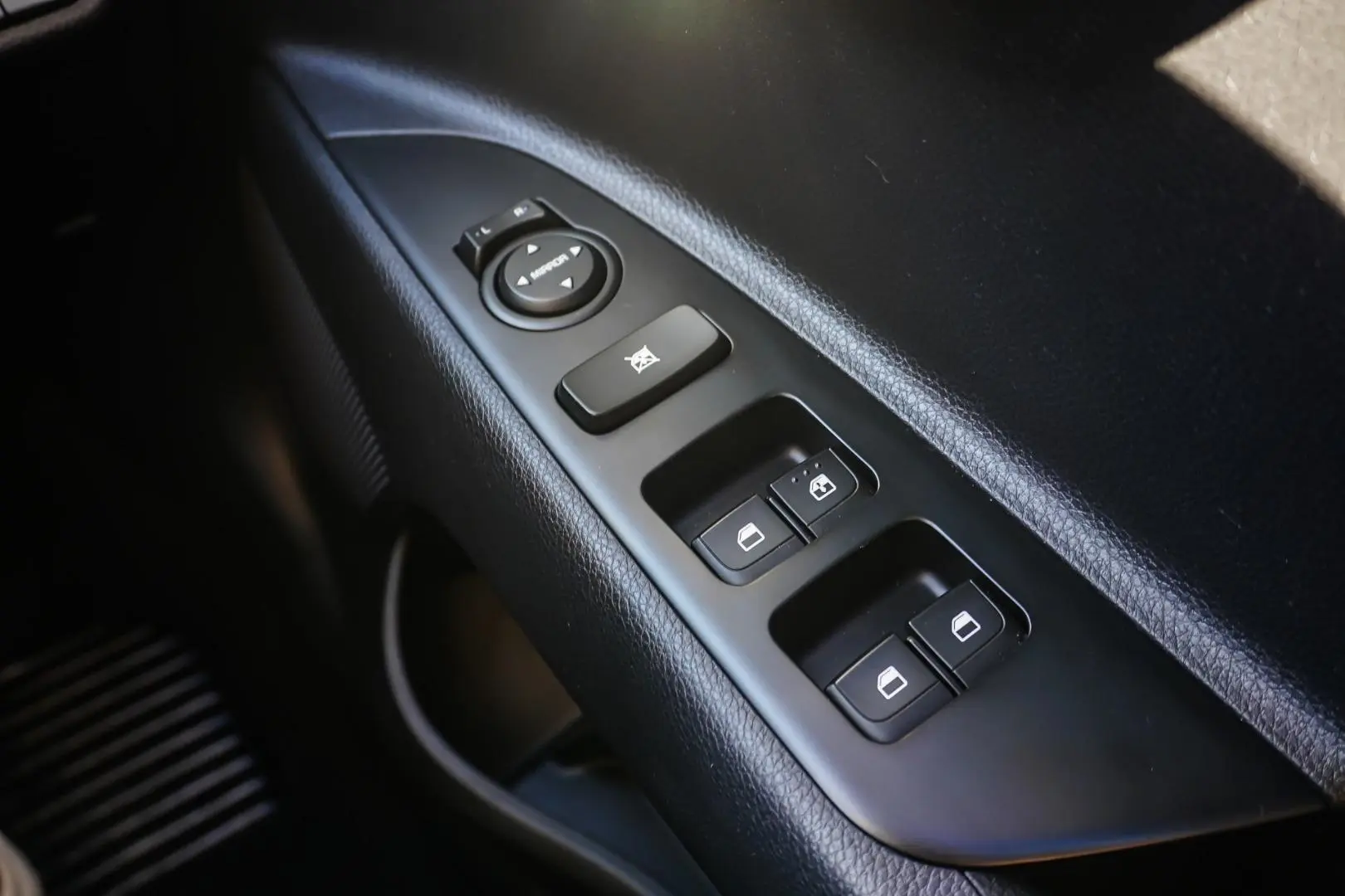 2020 Kia Rio Gallery Image 21
