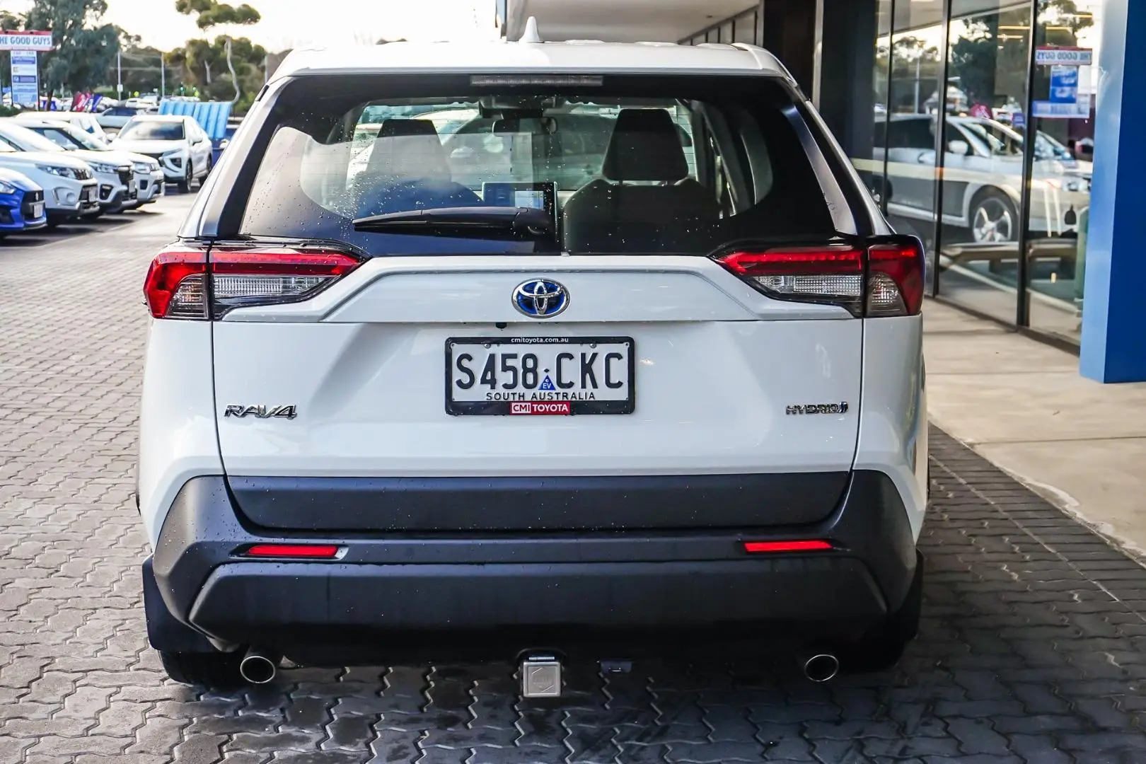 2021 Toyota RAV4 Gallery Image 6