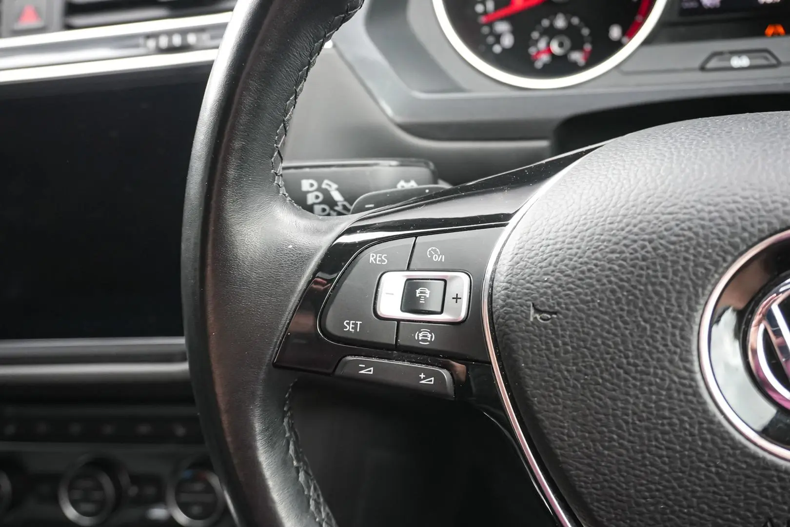 2020 Volkswagen Tiguan Gallery Image 21