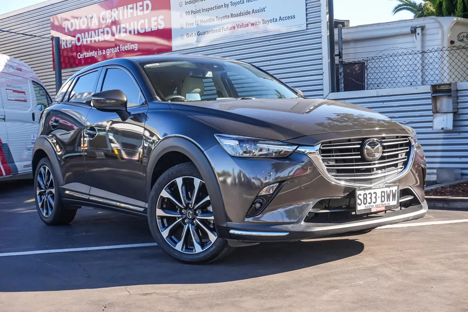 2018 Mazda CX-3 Gallery Image 2