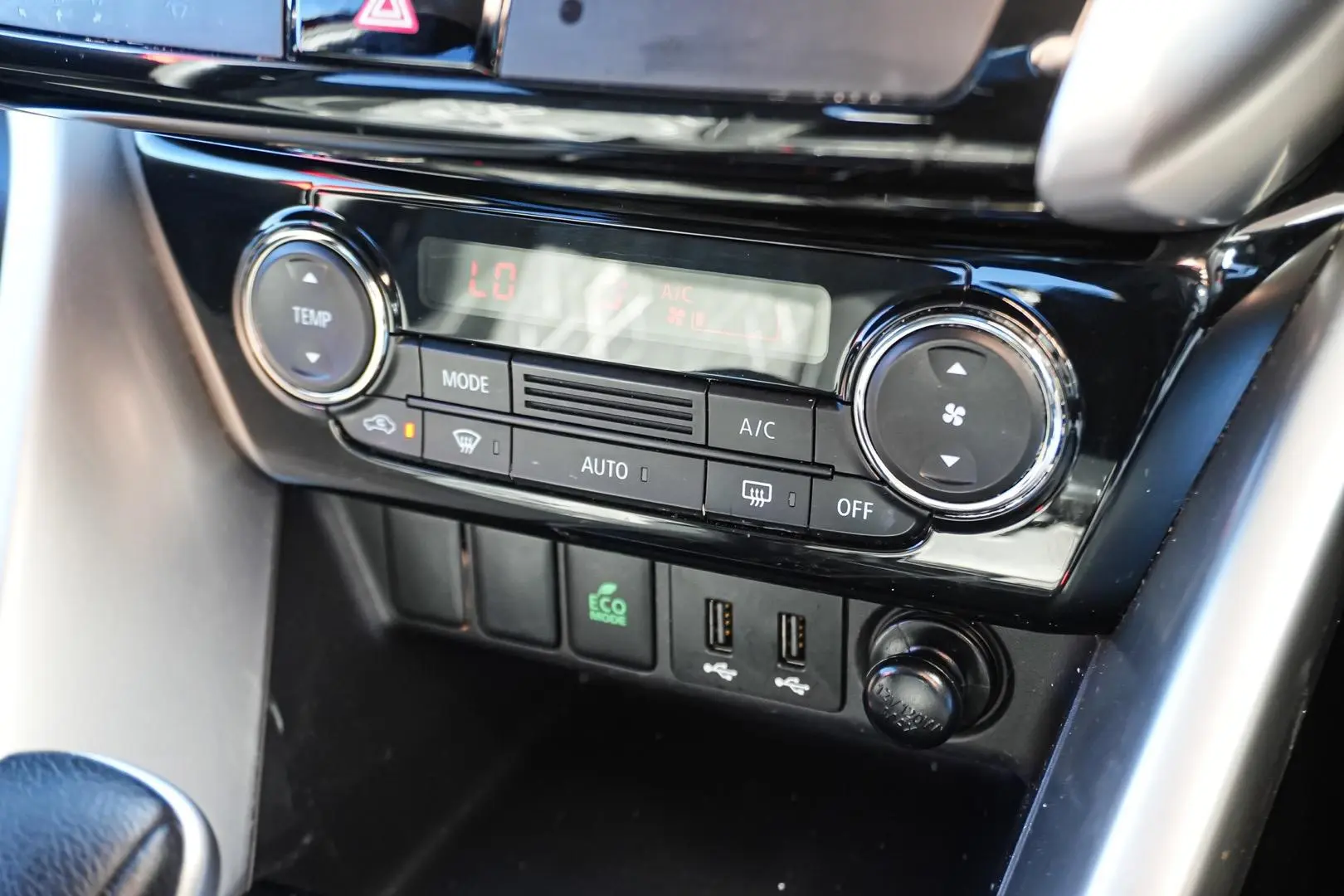 2019 Mitsubishi Eclipse Cross Gallery Image 22