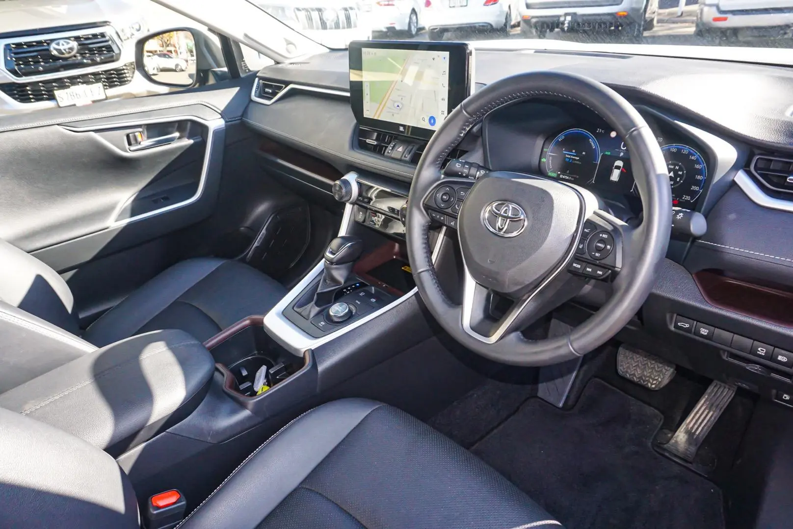 2022 Toyota RAV4 Gallery Image 7