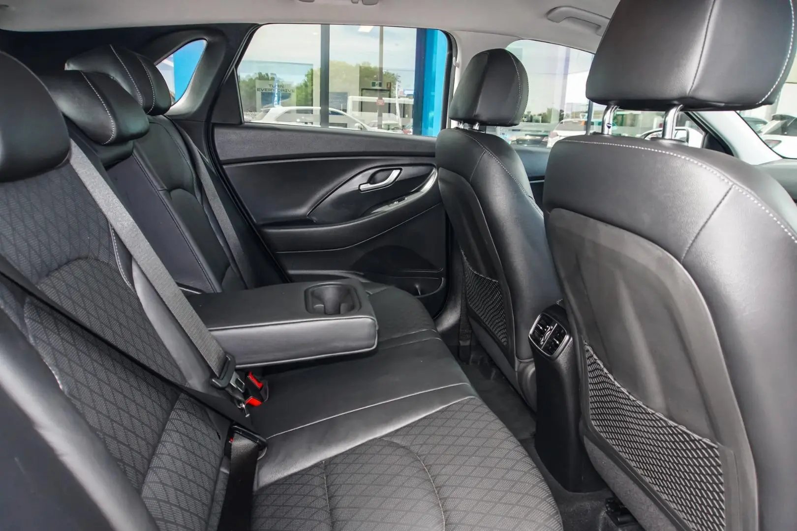 2019 Hyundai I30 Gallery Image 7