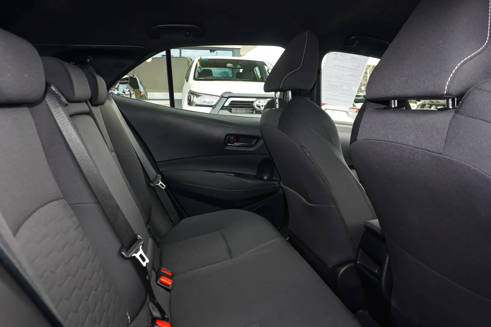 2025 Toyota Corolla Gallery Image 7