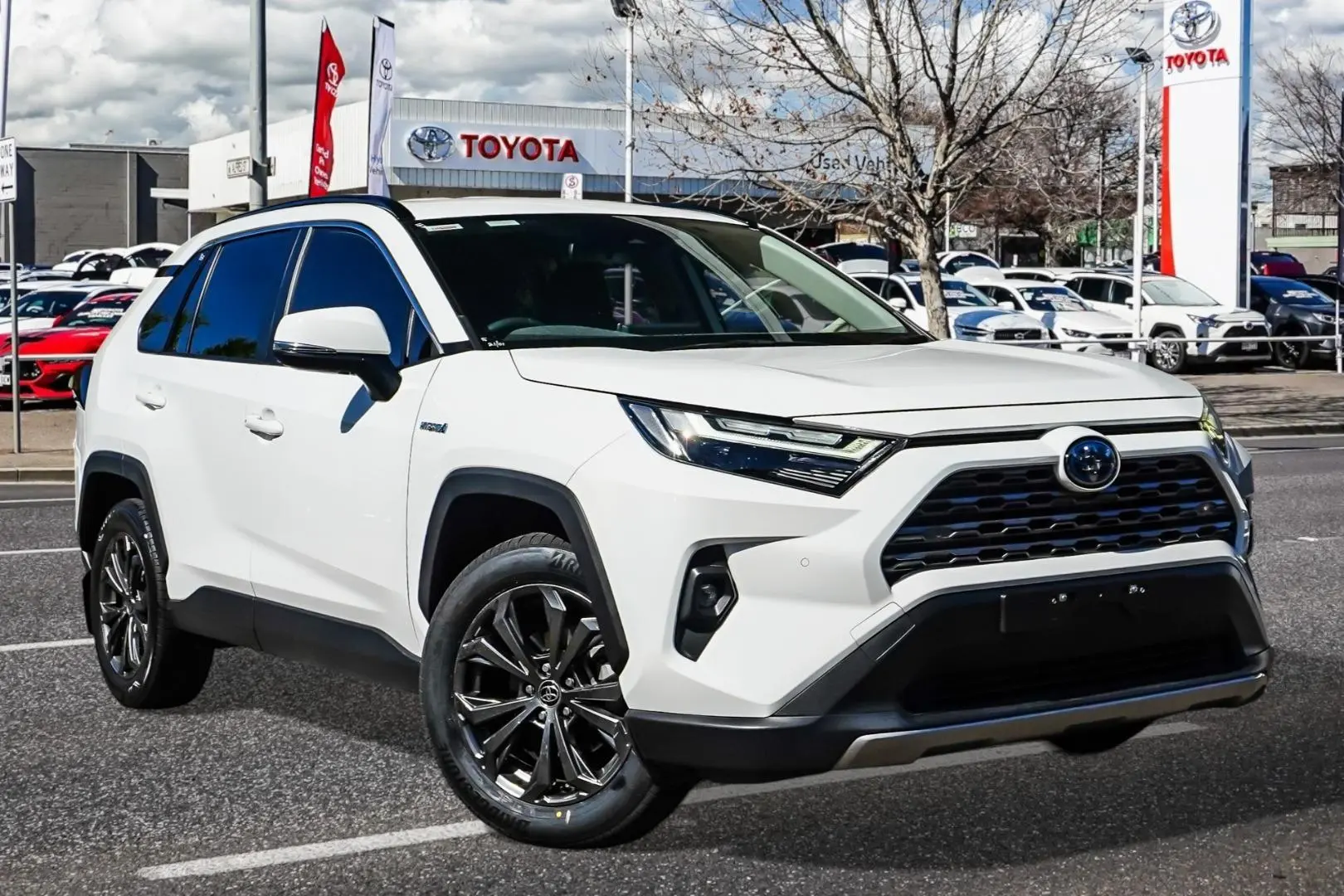 2022 Toyota RAV4 Gallery Image 1