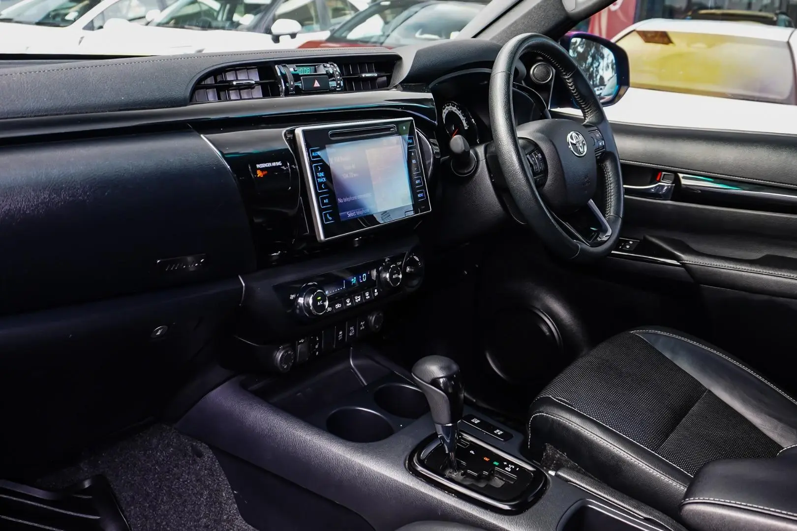 2019 Toyota Hilux Gallery Image 9