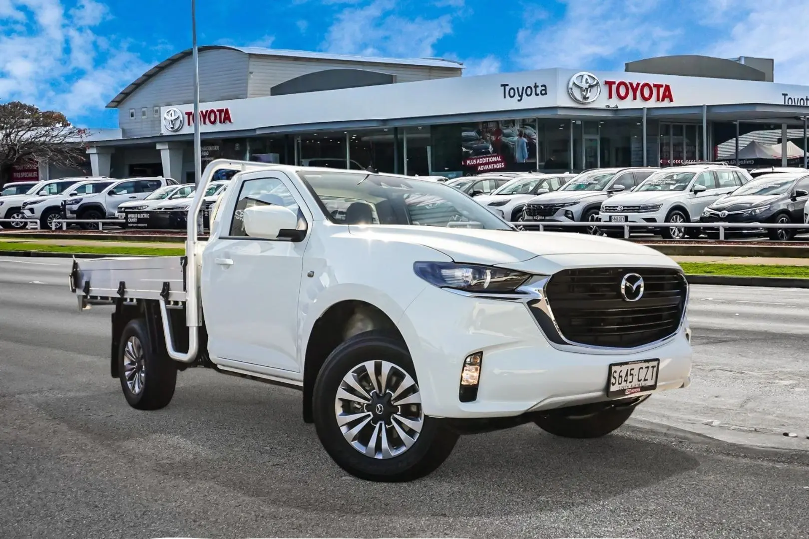 2023 Mazda BT-50 Gallery Image 1