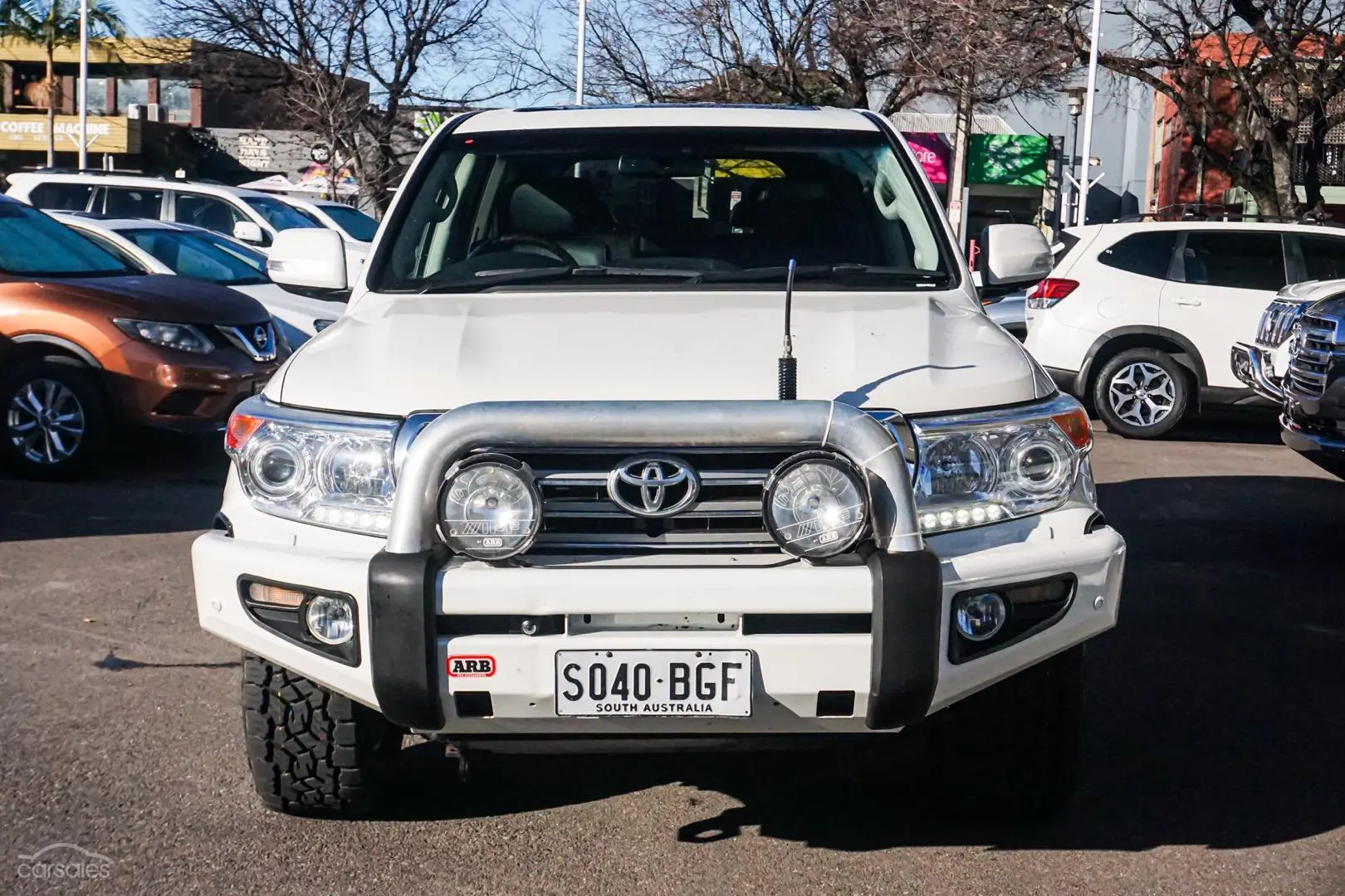 2015 Toyota Landcruiser Image 5