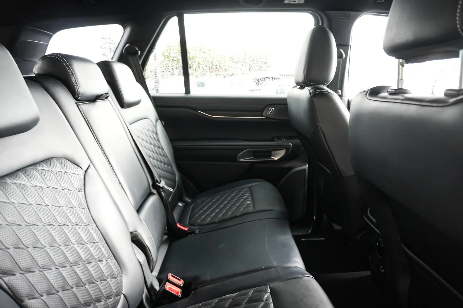 2024 Ford Everest Gallery Image 14