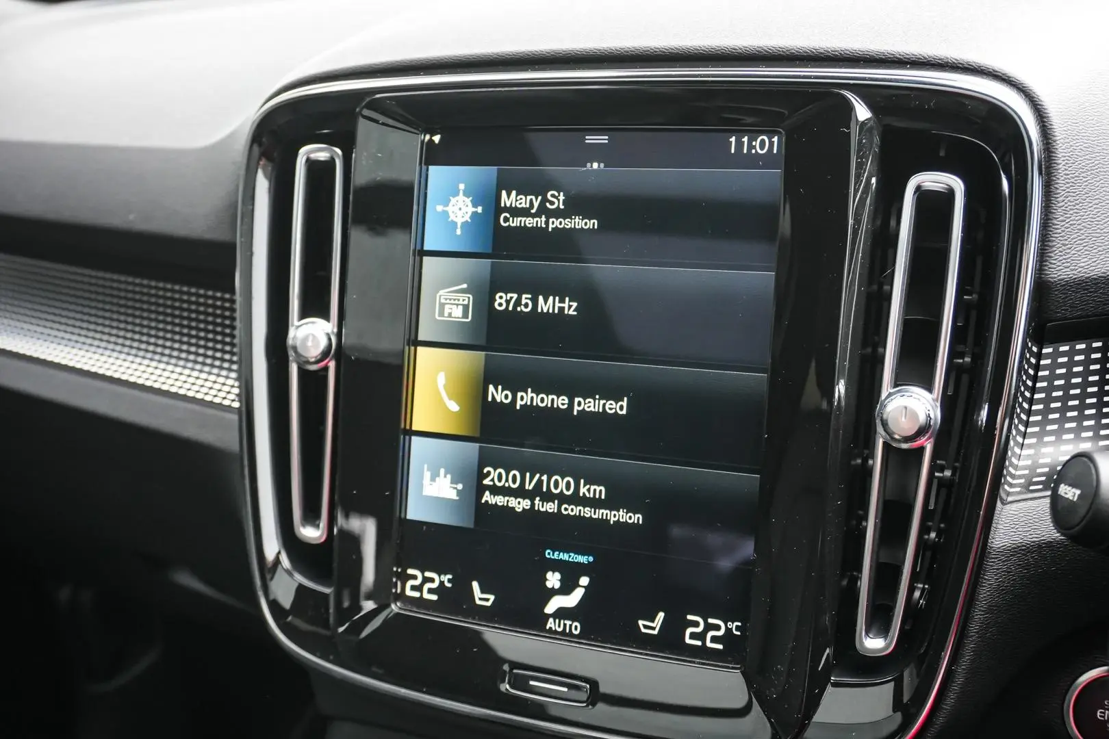 2020 Volvo XC40 Gallery Image 21